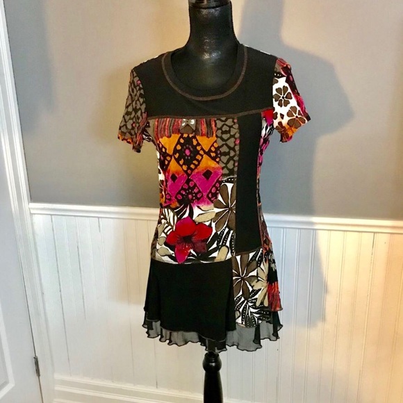 Gorgeous “LIBRA” Top - Picture 1 of 2